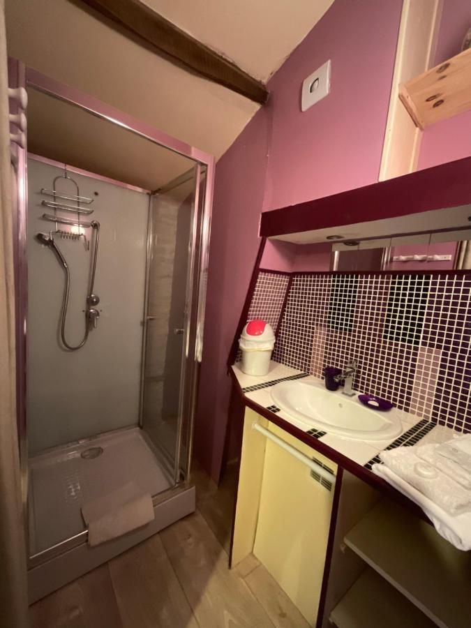 Chambres, Table D'Hotes Et Gites Les Mesanges Saint-Jean-de-Sauves Buitenkant foto