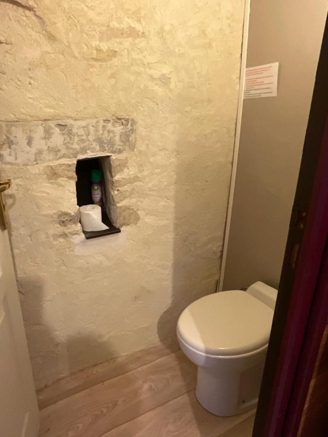 Chambres, Table D'Hotes Et Gites Les Mesanges Saint-Jean-de-Sauves Buitenkant foto
